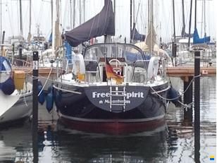 Dufour 35