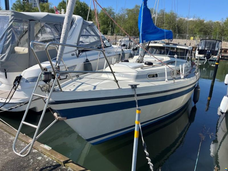 LM 28
