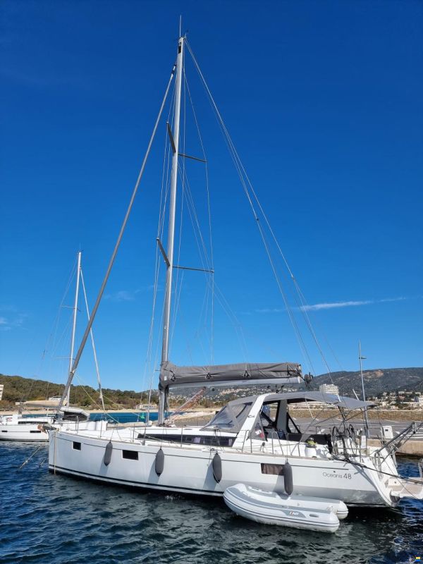 Beneteau Oceanis 48