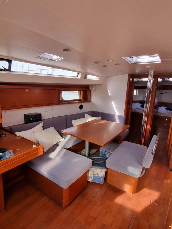 Beneteau Oceanis 48