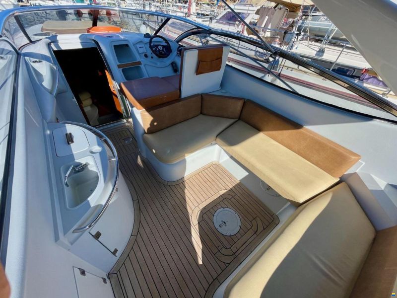 Sunseeker Hawk 48