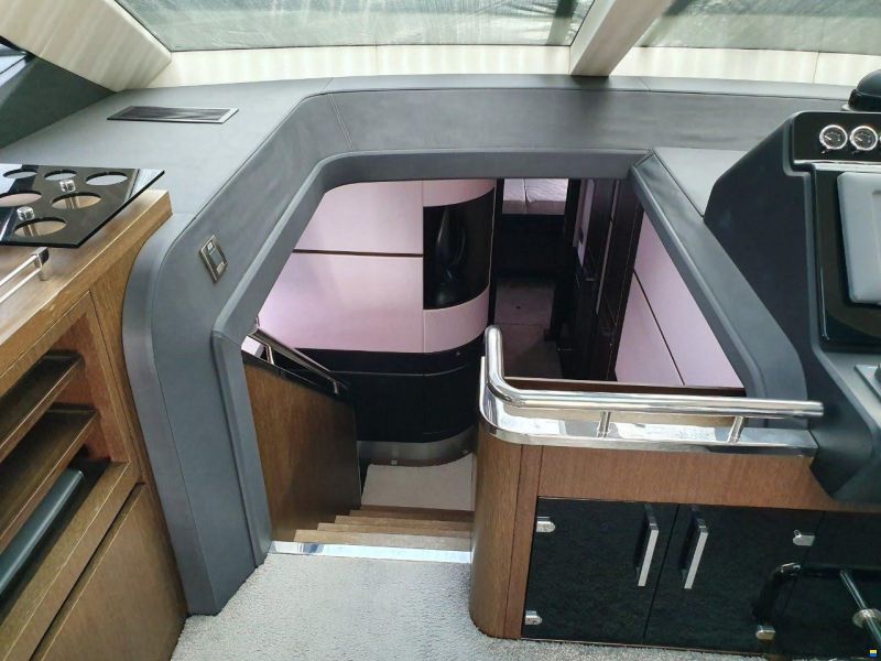 Galeon 700 Raptor SkyDeck 22m