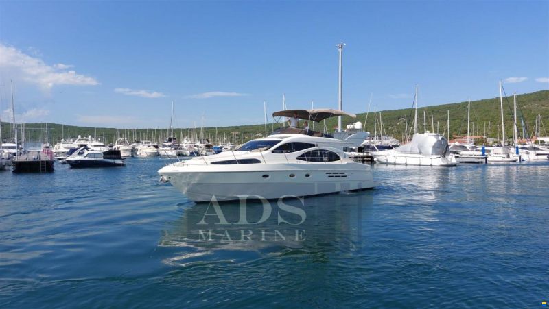 Azimut 46 Fly