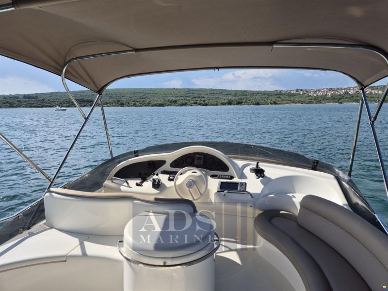 Azimut 46 Fly