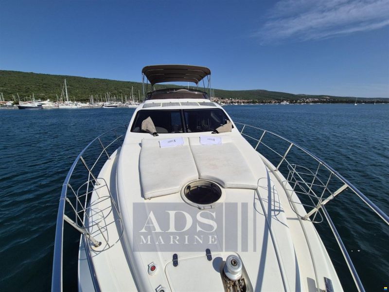 Azimut 46 Fly