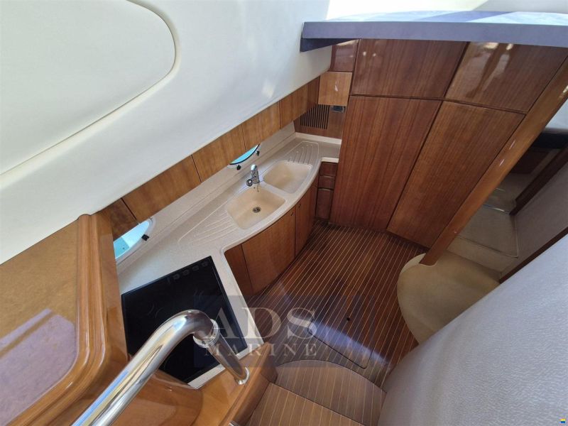 Azimut 46 Fly