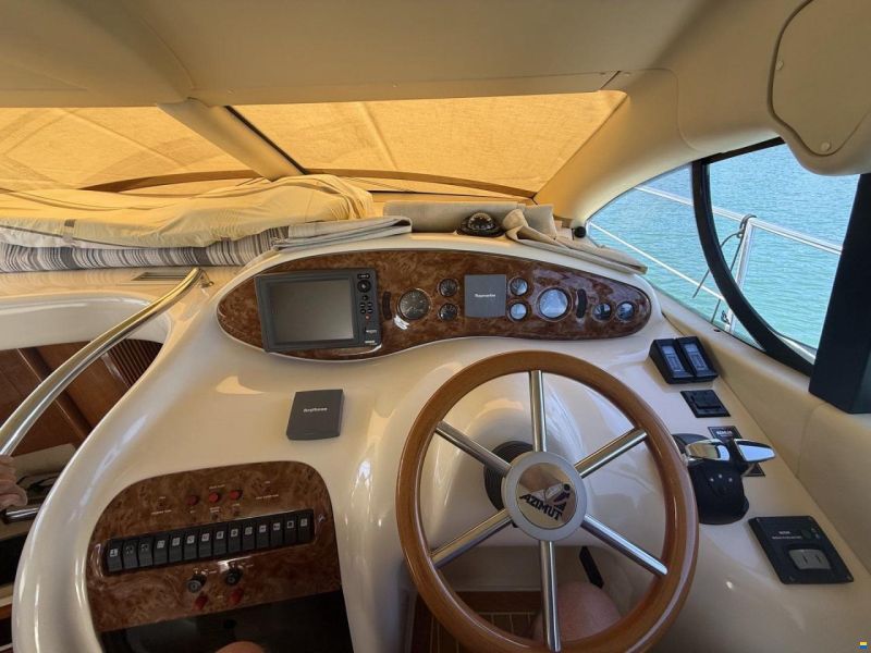 Azimut 42