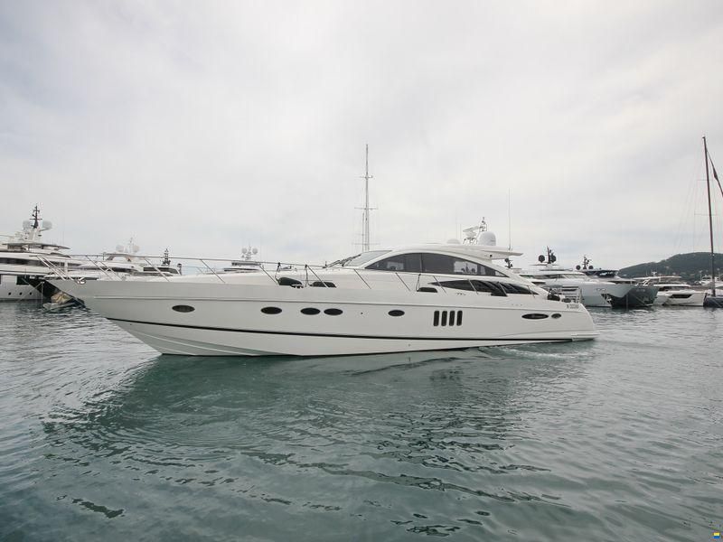 Princess Yachts International V70