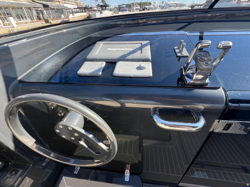 VanDutch 40