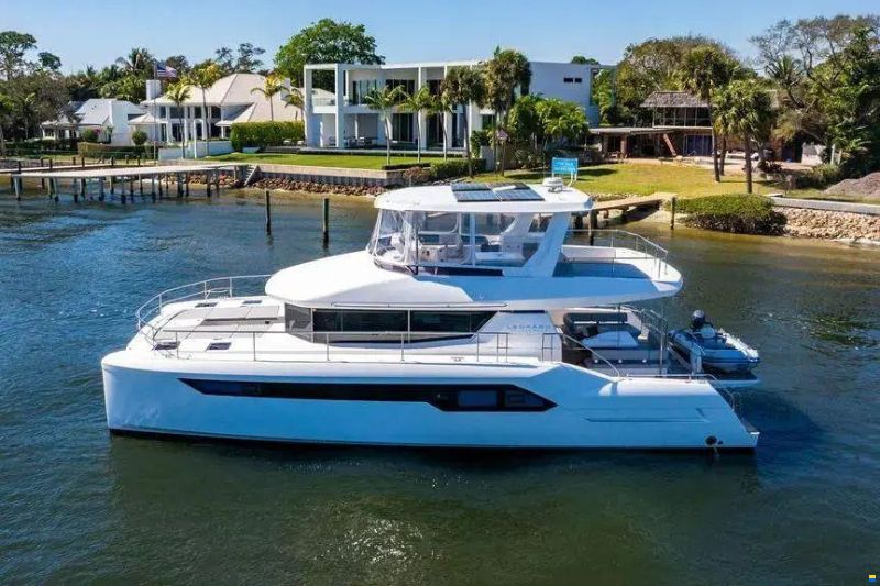Leopard 53 Powercat