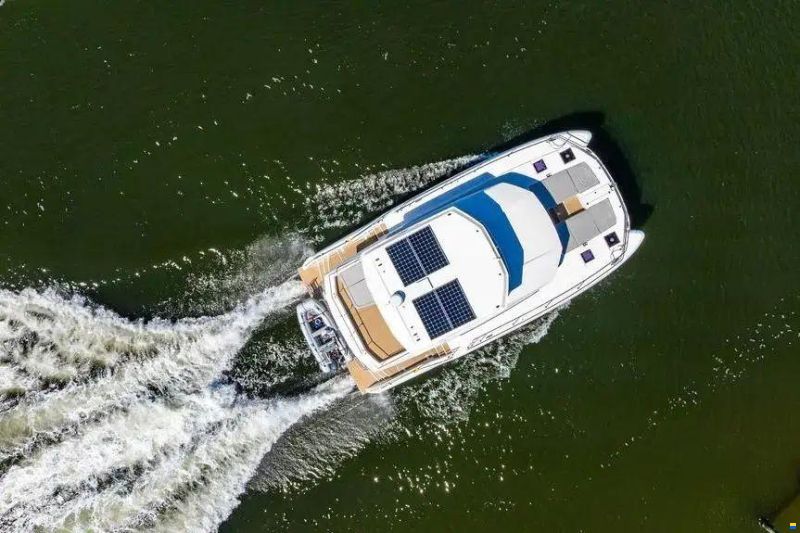 Leopard 53 Powercat