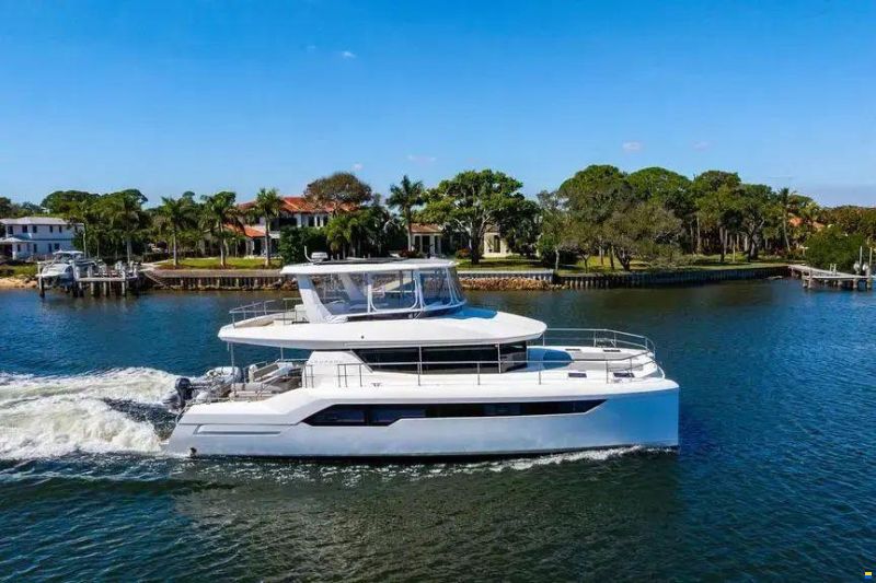 Leopard 53 Powercat