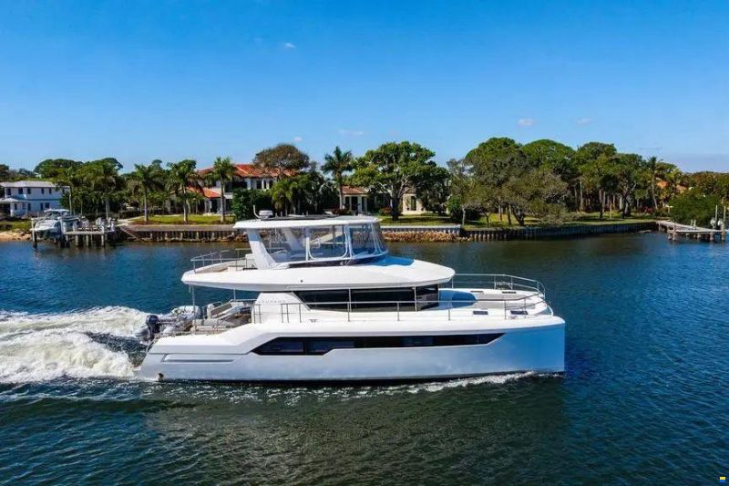 Leopard 53 Powercat