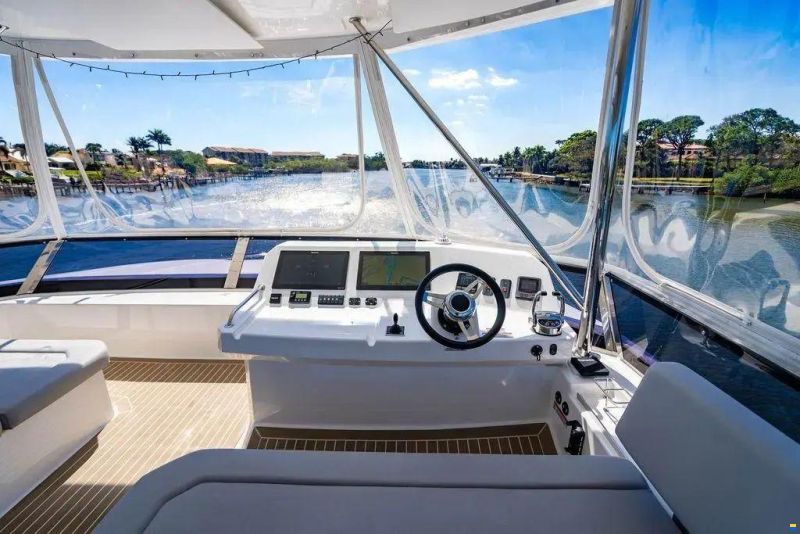 Leopard 53 Powercat