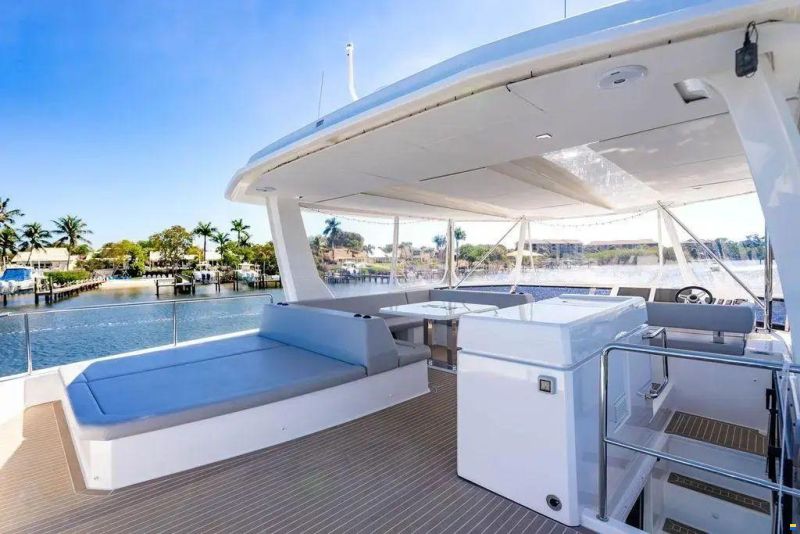 Leopard 53 Powercat