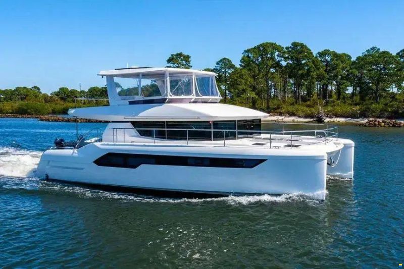 Leopard 53 Powercat