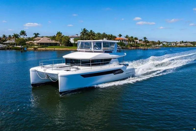 Leopard 53 Powercat