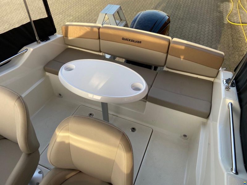 Quicksilver Activ 555 Cabin m/Mercury F115 hk og Bre