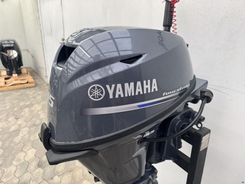 Yamaha 15 hk Yamaha 4 takt med kort ben
