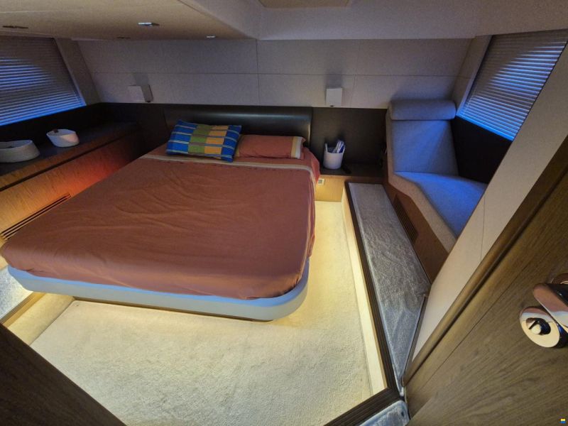 Beneteau 49 GT Flybridge
