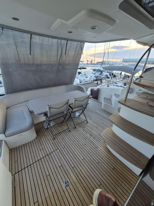 Beneteau 49 GT Flybridge