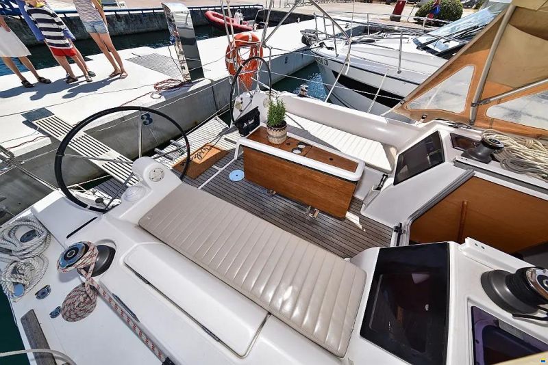 Dufour 350 Grand Large