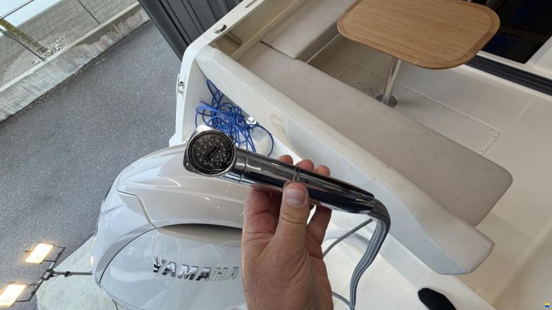 Capelli Dino 23
