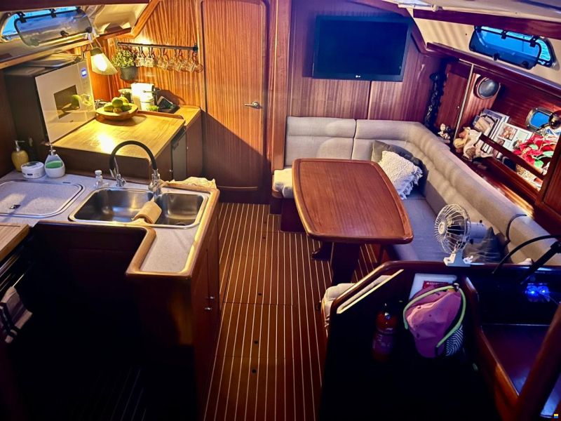 Bavaria 40