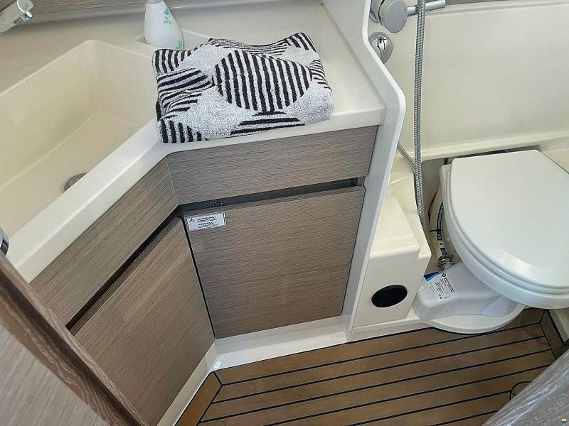 Hanse 388