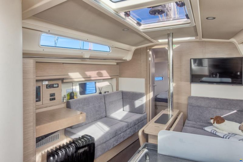 Hanse 388