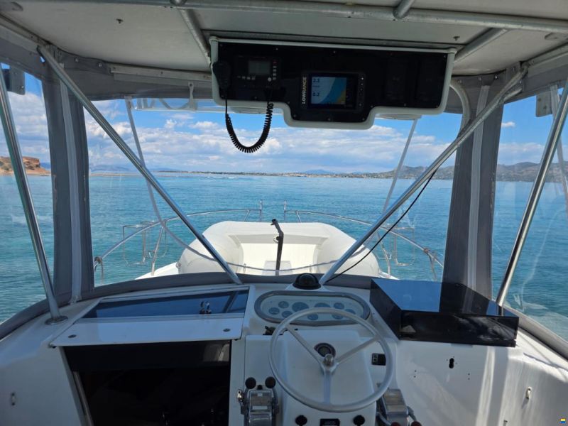 Luhrs Alura 27