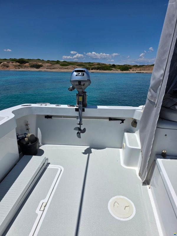 Luhrs Alura 27