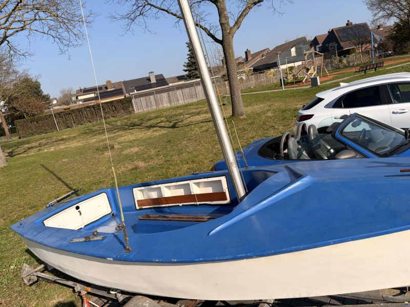 Victoire Schakel open zeilboot