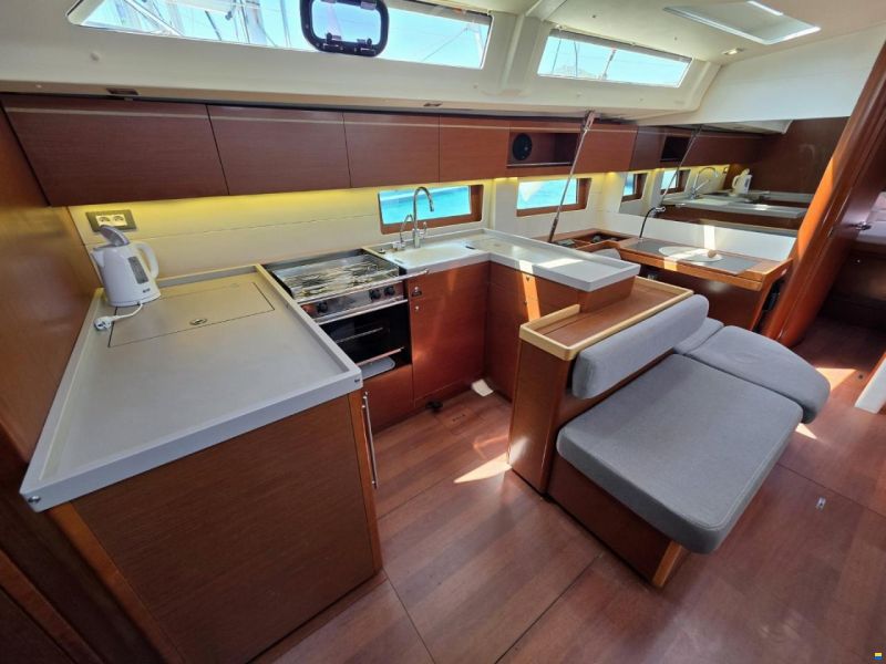 Beneteau Oceanis 51.1