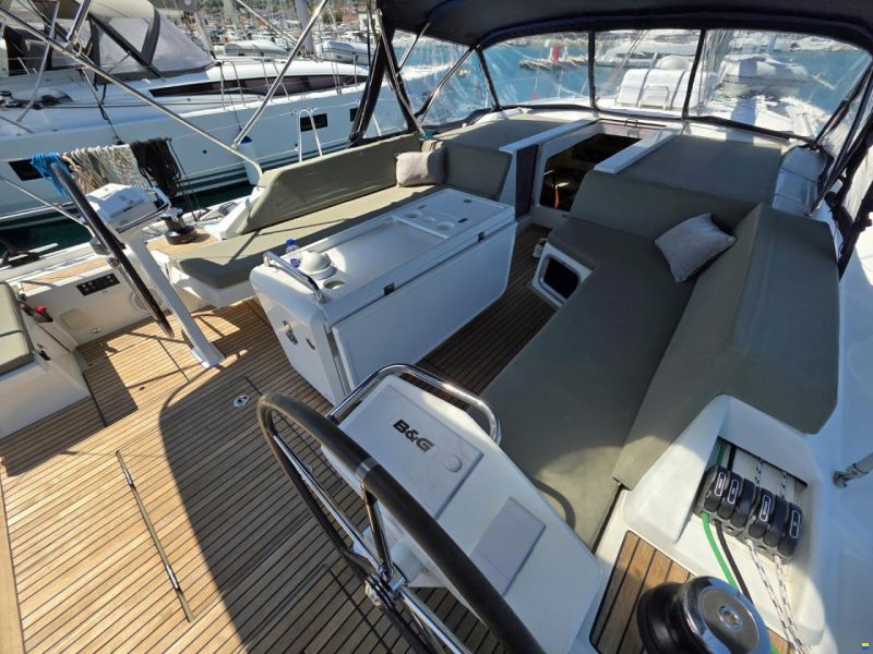 Beneteau Oceanis 51.1