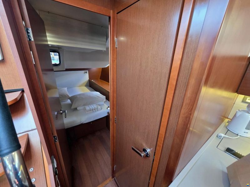 Beneteau Oceanis 51.1