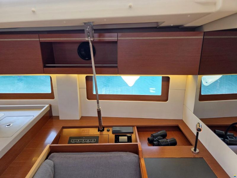 Beneteau Oceanis 51.1