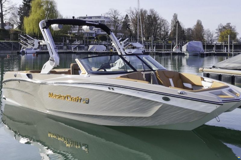 MasterCraft XT22 2026
