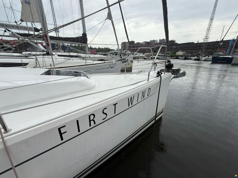 Hanse 348
