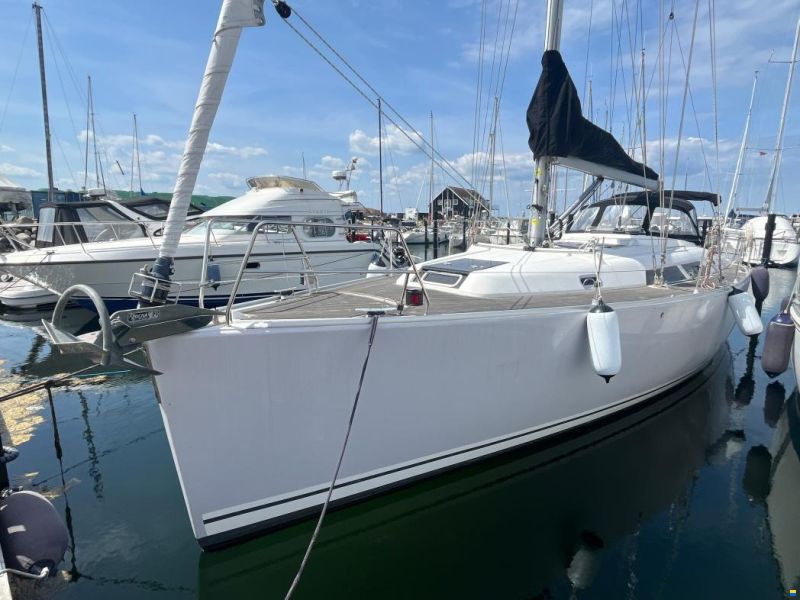 Hanse 400