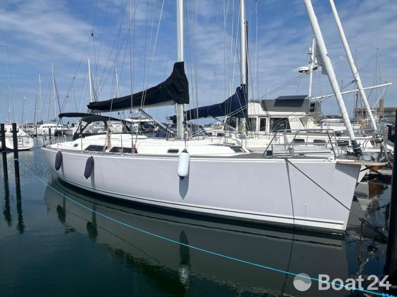 Hanse 400
