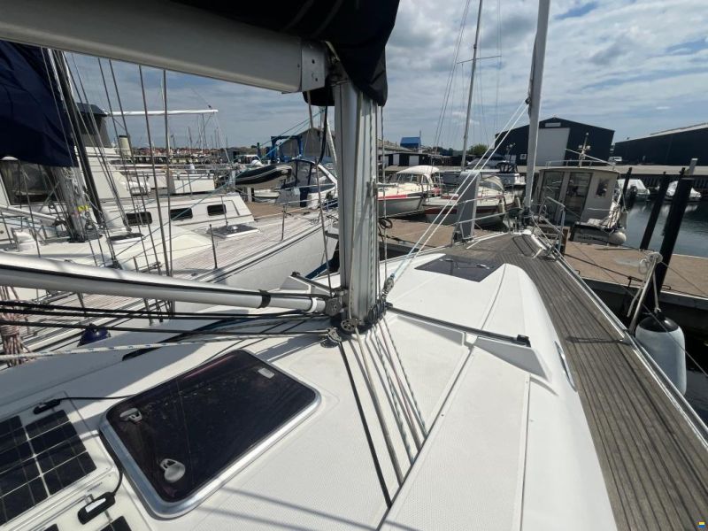 Hanse 400