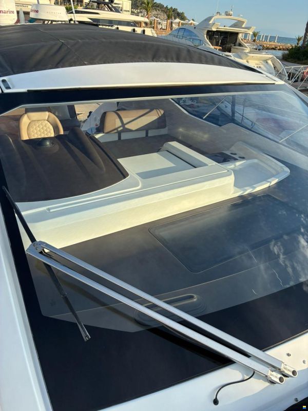 Azimut 43 Atlantis