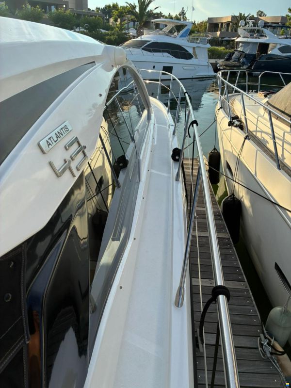 Azimut 43 Atlantis