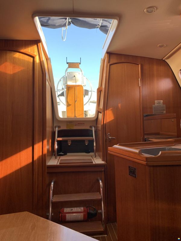 Hunter Marine 306