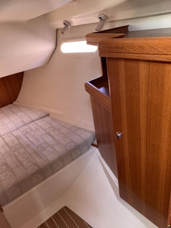 Hunter Marine 306