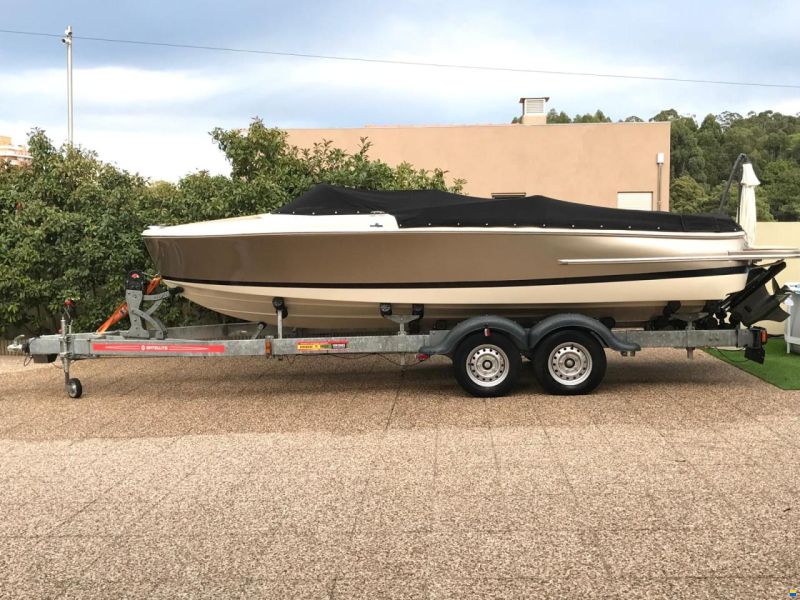 Chris Craft 21 Capri Heritage