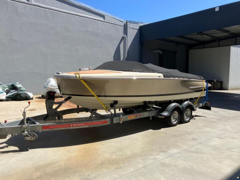 Chris Craft 21 Capri Heritage