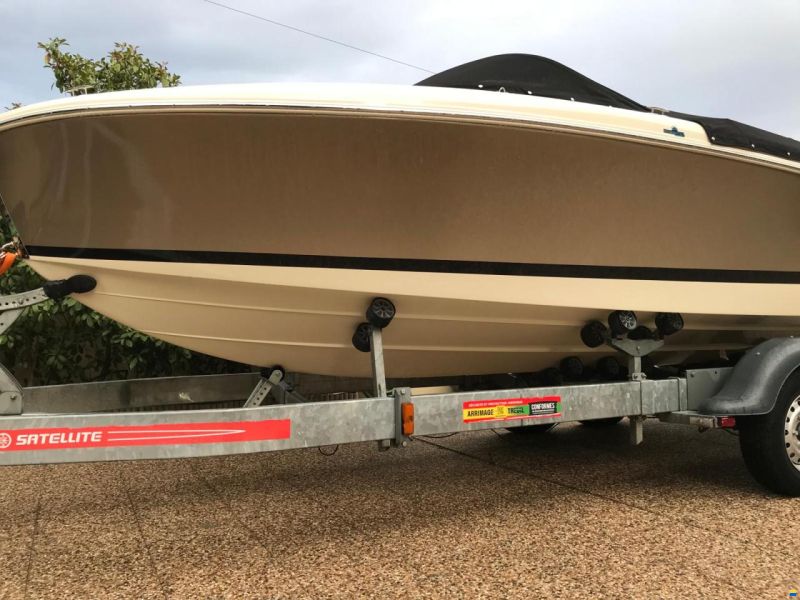Chris Craft 21 Capri Heritage