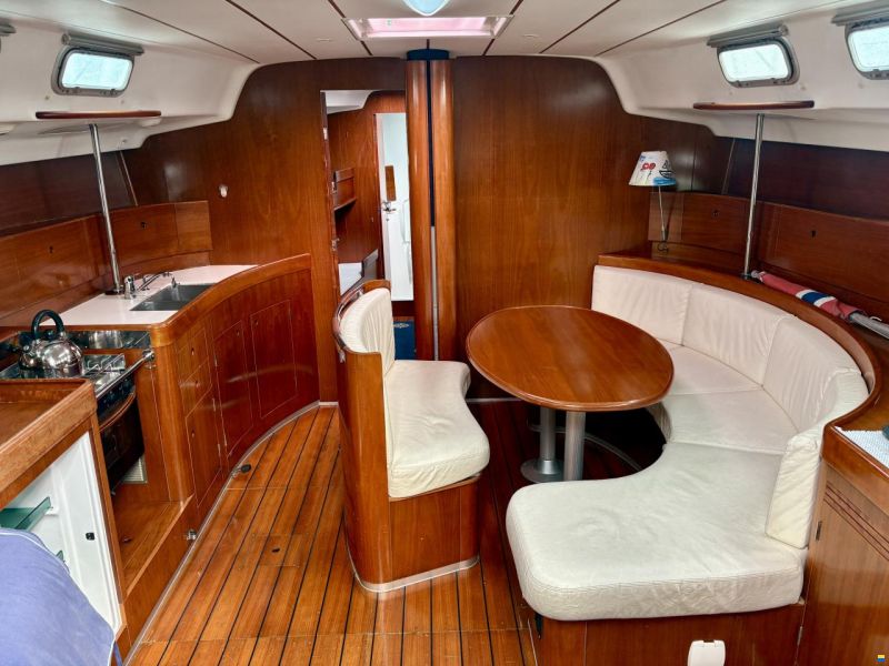 Beneteau First 47.7